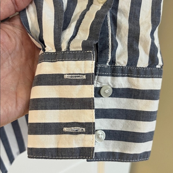 Banana Republic striped shirt - Picture 5 of 6